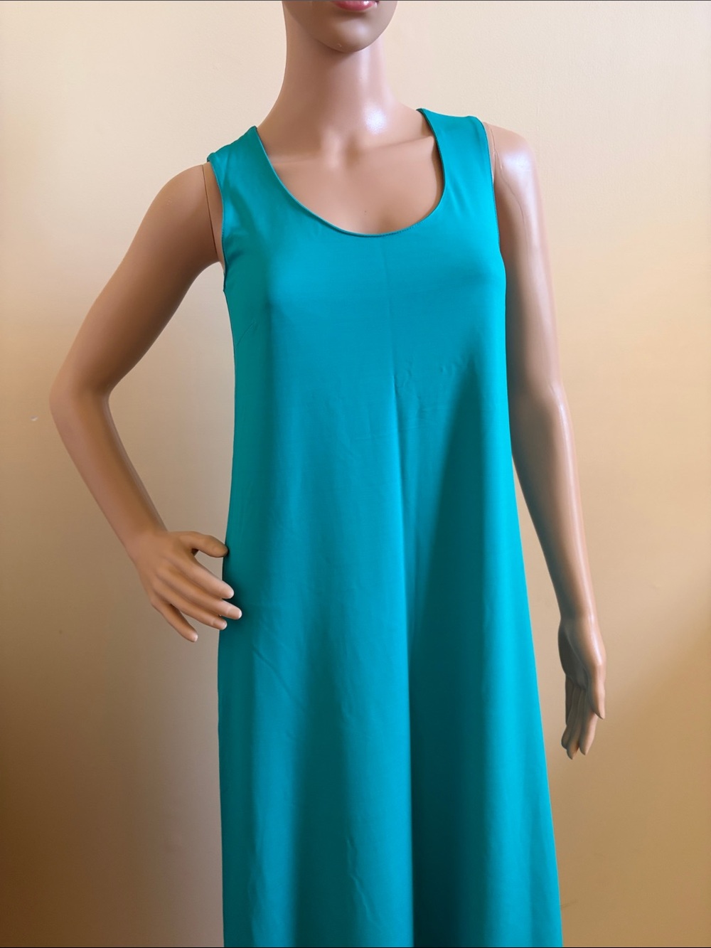 Italian Sleeveless Maxi Dress - NEW